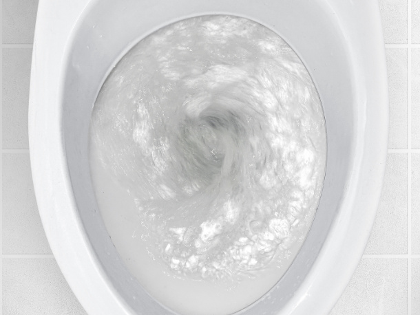 Integrated water tank and direct water supply smart toilet comparison for business buyers