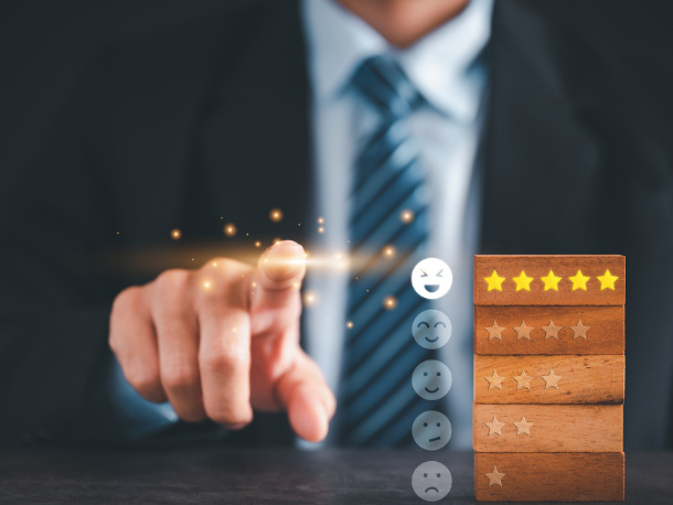 Ultimate guide to evaluating a smart toilet supplier for distributors project buyers and private label brands